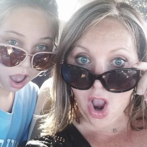 Meet your Posher, Lindsay